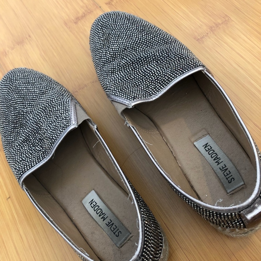 Steve Madden platform closed shoes